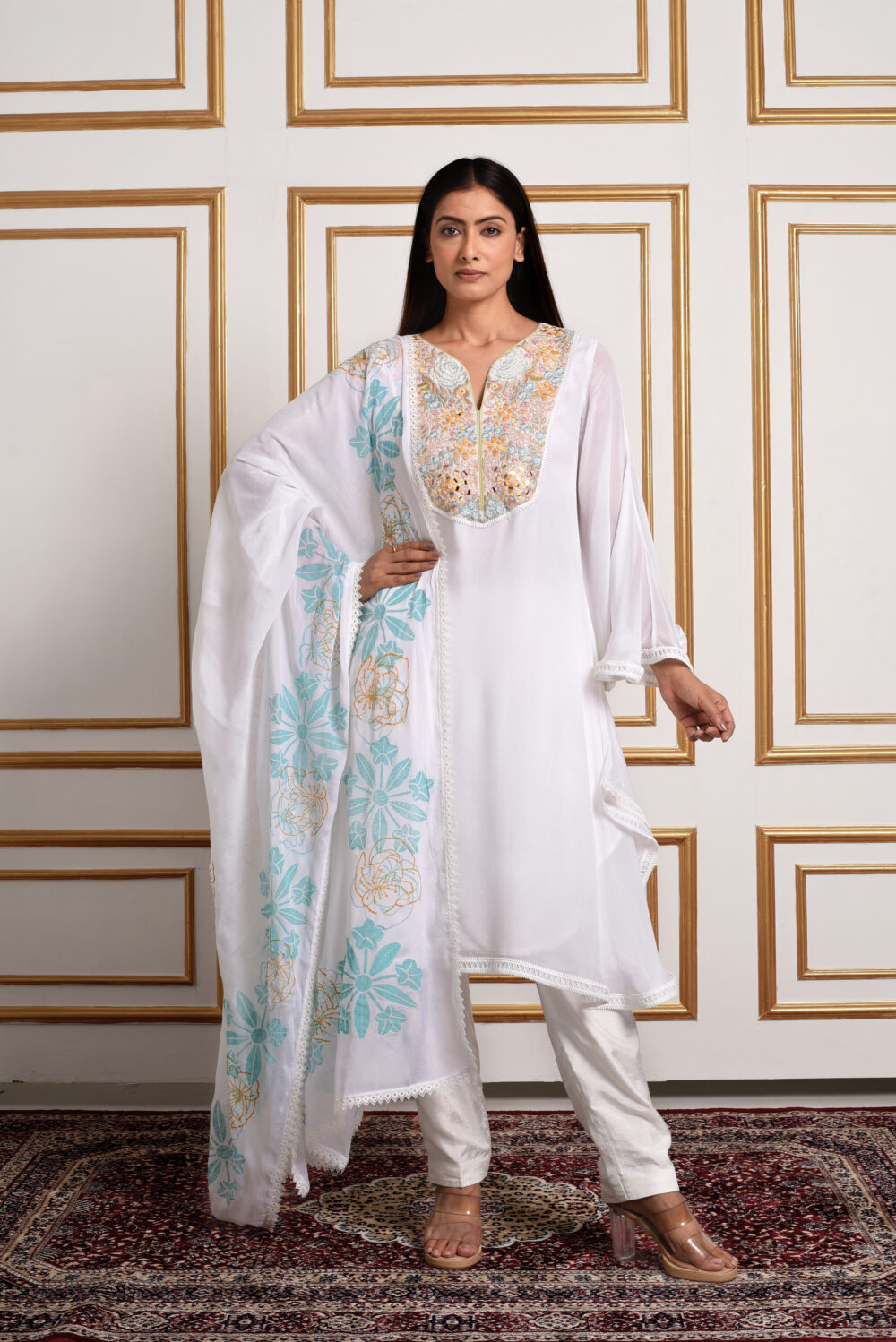 Solana – Gilded Sun Medallion Set