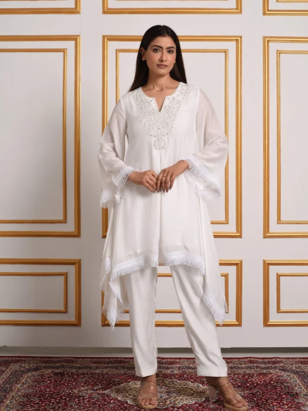 Sunset Bouquet Heritage White Kurti Set styled with straight pants by Embrowhite